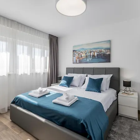Domus Mea Apartment *